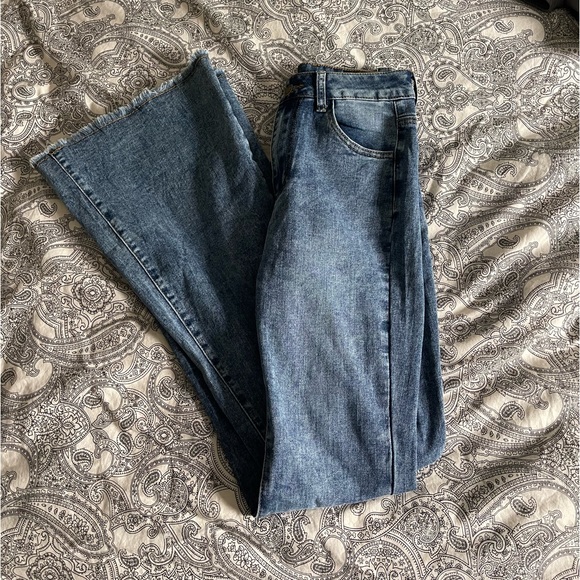 High-waisted Bootleg flare jeans - Picture 3 of 4